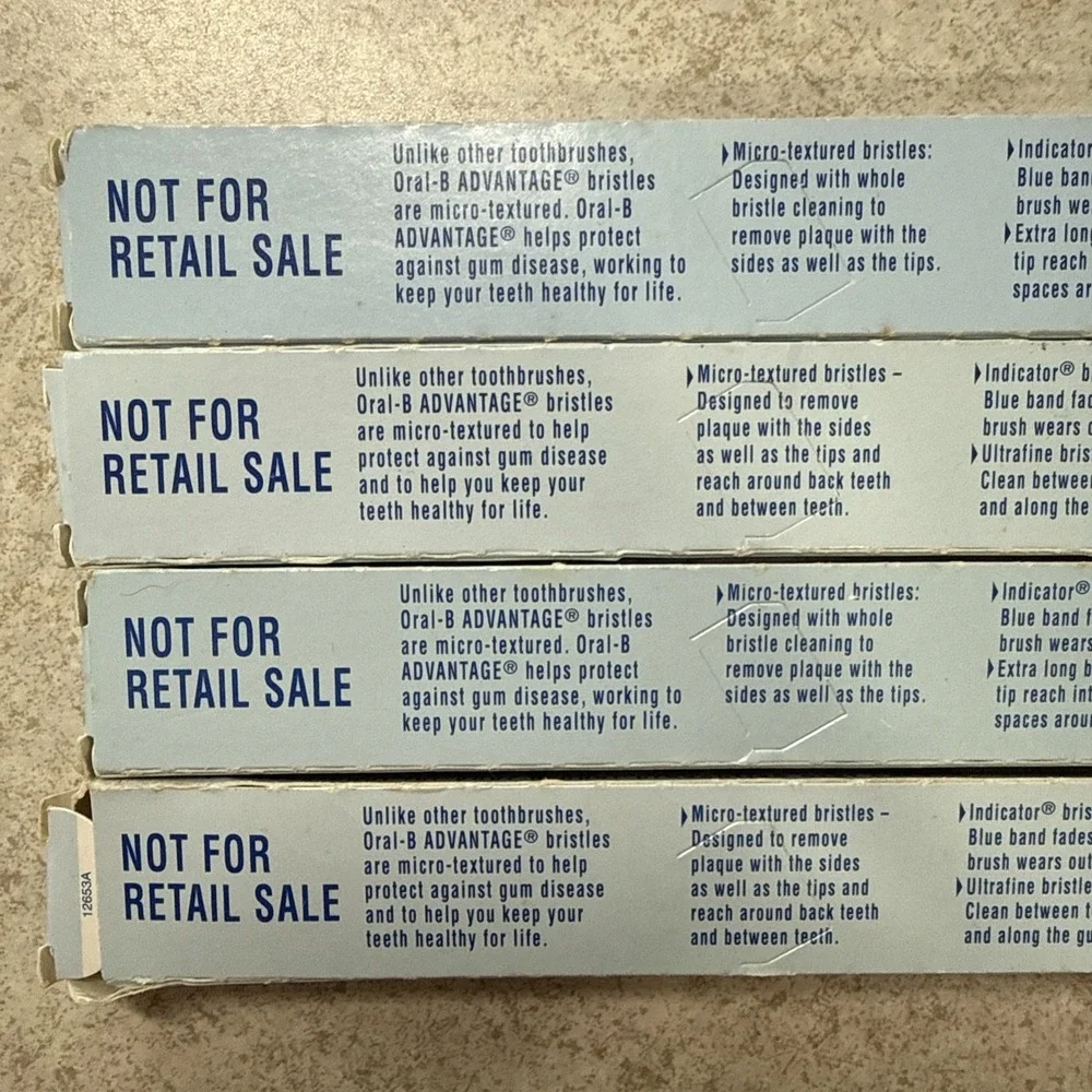 New VTG 90s Oral B Advantage Toothbrush Lot of 6 J1